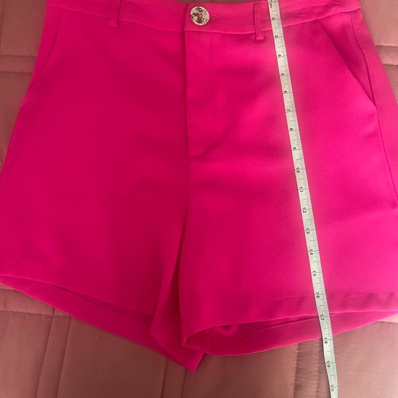 High Waist Pink Shorts with Clean Design - Picture 2 of 6